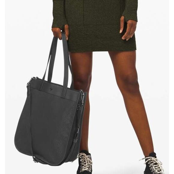 Lululemon Athletica Now and Always Shopper Tote Black - Picture 1 of 12